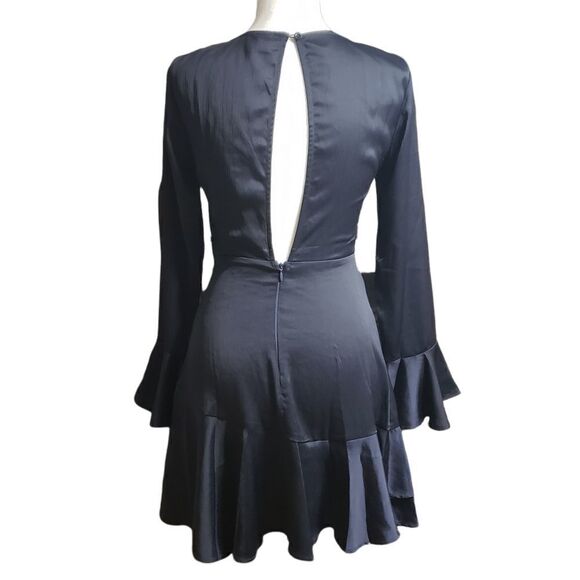 Selfie Leslie Khandi Long Sleeve Ruffle Wrap Dress XSMALL - Picture 6 of 15